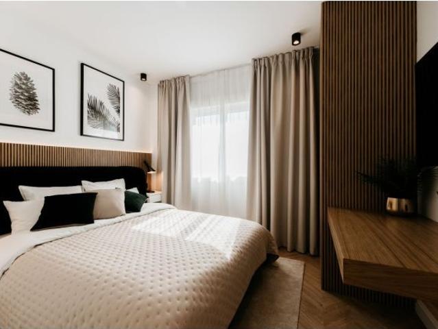 Atico Duplex en Alquiler en Benahavís, Málaga