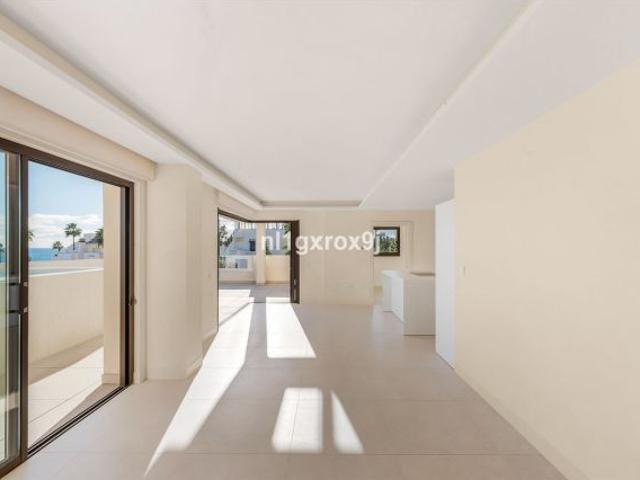 Atico Duplex en Alquiler en Estepona, Málaga