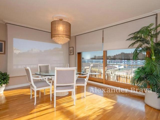 Ático dúplex en Eixample, centro Girona 287m² Girona