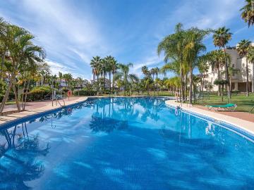 Ático dúplex en El Campanario con vistas a La Concha y orien. 151m² Estepona