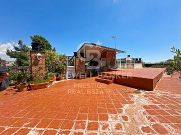 Ático dúplex en Tres Torres con amplios espacios y vistas pa. 0m² Barcelona