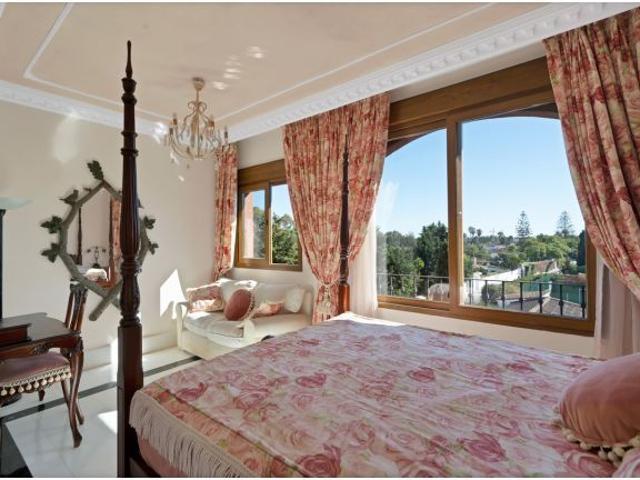 Atico Duplex en Venta en Estepona, Málaga