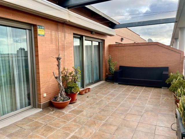 Atico duplex en venta en la zona de Penya Roja