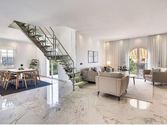 Atico Duplex en Venta en Marbella, Málaga