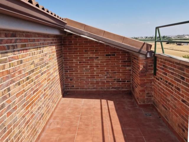 ÁTICO EN VENTA CON INQUILINO EN UTEBO – EXCELENTE OPORTUNIDAD PARA INVERSORES