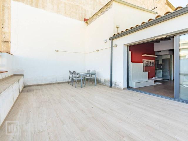 Ático en venta en Tarragona, Eixample Costa Dorada. Exclusivo ático con amplia terraza en la Rambla Nova, en el corazón de Tarragona. Áticos.