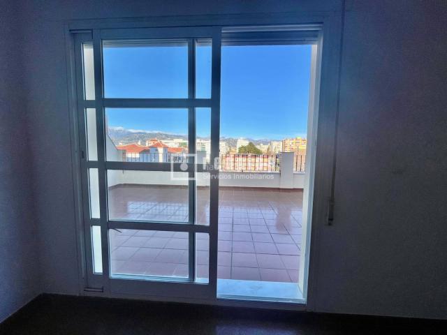 Ático en venta en Torre del Mar, Centro. Impresionante Ático en Torre del Mar. Áticos Torre del.