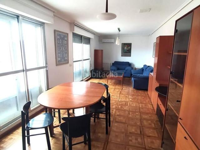 Ático en venta en Tudela, Centro. SE VENDE ATICO DE CUATRO DORMITORIOS Y DOS BAÑOS EN TUDELA. Áticos.