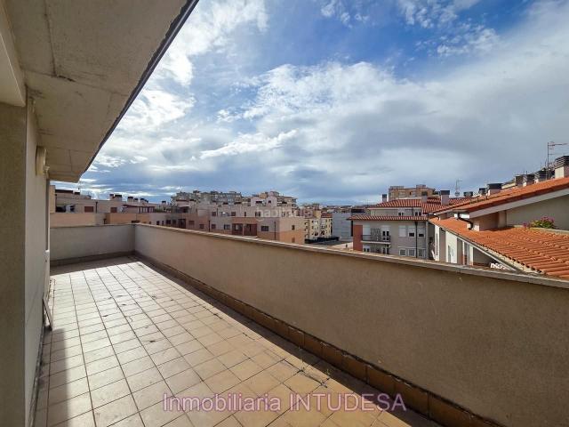 Piso en venta en Tudela, Griseras Gardachales. EN VENTA ÁTICO DE DOS DORMITORIOS Y BAÑO EN TUDELA. Pisos.