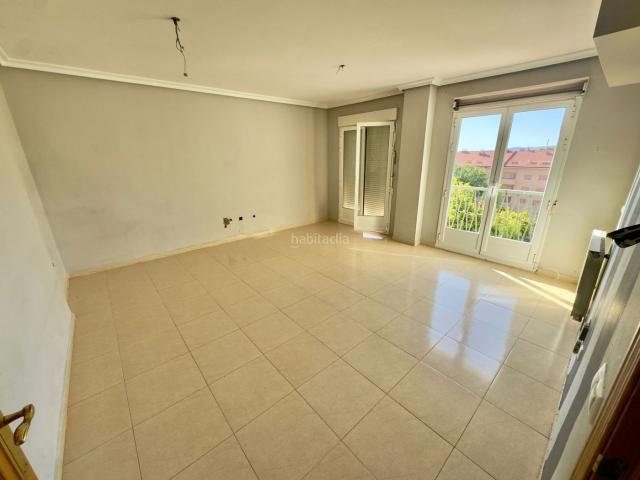 Ático en venta en Valdepeñas. Atico en venta en Barrio de los Llanos, 2 dormitorios. Áticos.