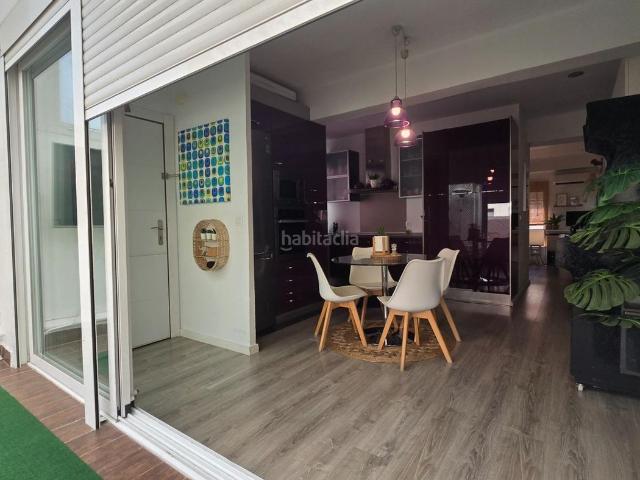 Ático en venta en Valencia, Sant Antoni. Cuando un Atico combina una terraza, la luz y una distribución inteligente se convierten en calidad de vida. Áticos.