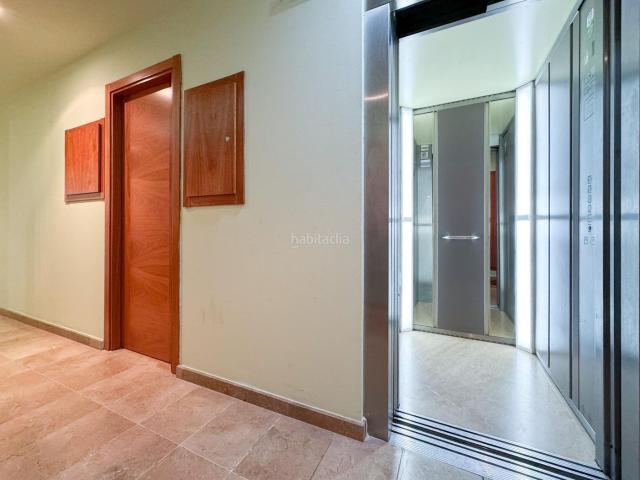 Ático en venta en Valls. Espectacular ático reformado de 233 m2 con gran terraza de 75 m2 en el centro de Valls. Áticos.