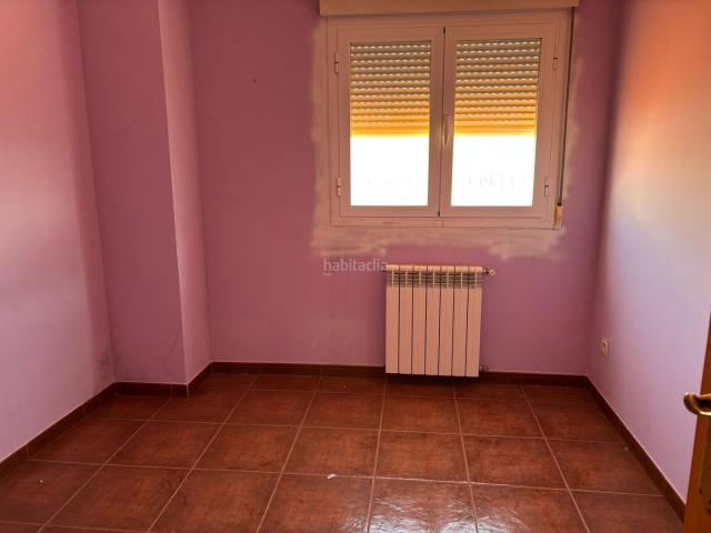 Ático en venta en Villarrobledo. Piso Ático céntrico en VENTA en calle travesía torres por solo 68.000. Áticos.