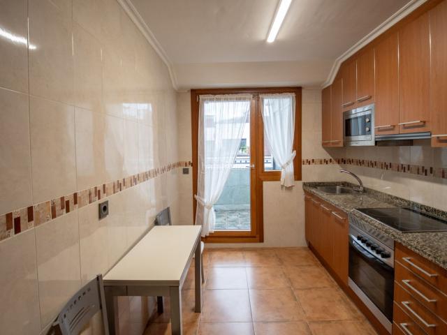Ático en venta en Villaviciosa, Villaviciosa Amandi. Venta de ático con terraza en el Centro de Villaviciosa. Áticos.