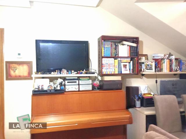 Ático en venta en Villaviciosa, Villaviciosa Amandi. VillaviciosaAtico. Áticos.