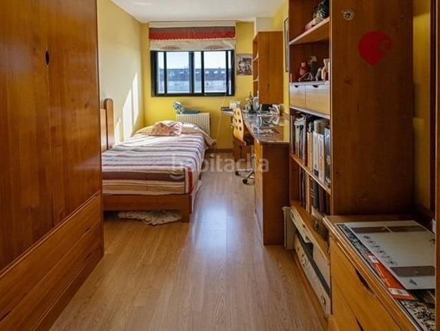 Ático en venta en Zamora, San Lázaro. Estupendo dúplex en La Hiniesta, Zamora. Áticos.