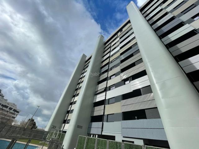 Ático en venta en Arganda del Rey, Centro. Ático Dúplex de 176 m² con terraza de 82 m², vistas panorámicas a Madrid, 2 garajes y piscina. Áticos Arganda del.