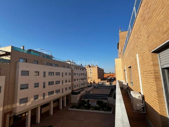 Ático en venta en Arganda del Rey, Centro. Se vende ático de 3 dormitorios. Áticos Arganda del.