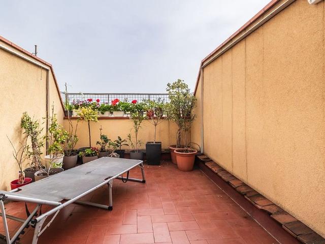 Ático en venta en avenida Meridiana, Barcelona, de 108 m² 4 habitaciones por 529.000