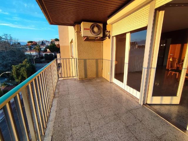 Ático en venta en avenida Doctor Fleming, Lloret de Mar, de 116 m² 4 habitaciones por 260.000
