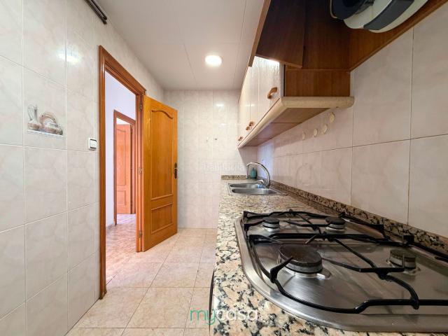 Ático en venta en Badalona, Bufalà. ESPECTACULAR ÁTICO CON TERRAZA DE 16 M² Y VISTAS AL MAR EN BUFALÀ, BADALONA. Áticos.