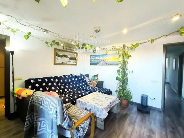 Ático en venta en Badalona, Llefià. ÁTICO REFORMADO CON GRAN TERRAZA. Áticos.