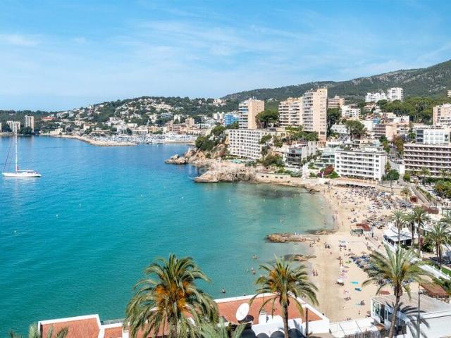 Ático en venta en Baleares Palma de Mallorca, Cala Major. Ático con terraza, piscina privada y vistas al mar en Cala Major. Áticos Palma de.