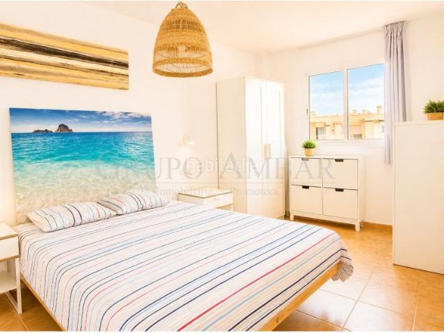 Ático en venta en Baleares Santa Eulària, Sant Carles. Atico con vistas al mar. Cala Nova. Áticos Santa.