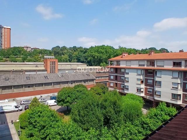 Ático en venta en Barakaldo, Burtzeña. Atico de 4 Habitaciones con Garaje y Trastero. Áticos.