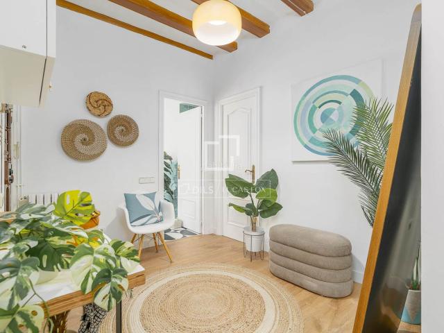 Ático en venta en Barcelona, Gòtic. Ático Excelentes de 4 dormitorios con 24m terraza en venta en Gótico, Barcelona. Áticos.
