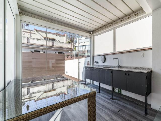 Ático en venta en Barcelona, Gòtic. Ático Excelentes de 2 dormitorios con 57m terraza en venta en Eixample Derecho. Áticos.