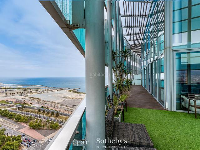 Ático en venta en Barcelona, Diagonal Mar i el Front Marítim del Poblenou. Ático dúplex exclusivo con piscina privada en primera línea de playa. Áticos.