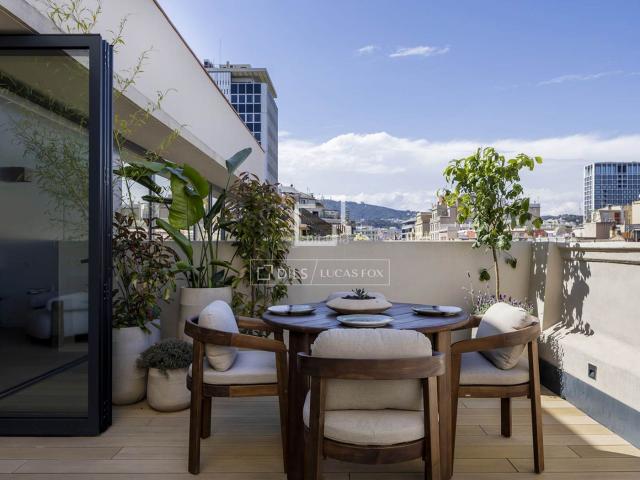 Ático en venta en Barcelona, Dreta de l´Eixample. Ático de obra nueva de 2 dormitorios con 26 m de terraza en venta en Eixample Derecho. Áticos.