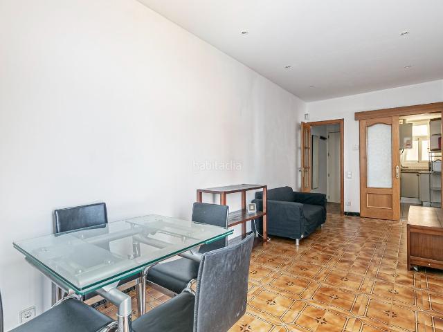 Ático en venta en Barcelona, El Camp de l´Arpa del Clot. Piso en venta en el Camp de lArpa del Clot con 3 habitaciones, Barcelona. Áticos.
