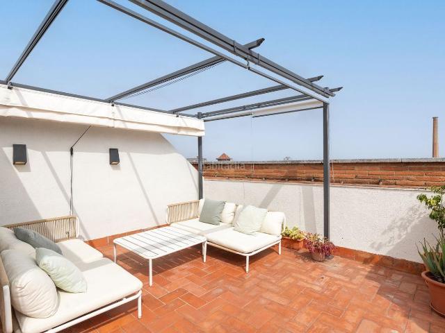 Ático en venta en Barcelona, La Nova Esquerra de l´Eixample. SECRETS QUE AMAGA BARCELONA. Áticos.
