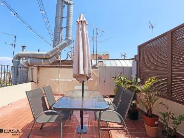 Ático en venta en Barcelona, Sant Antoni. Atico en venta en San Antoni. Áticos.