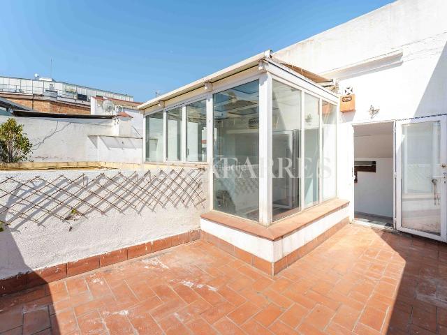 Ático en venta en Barcelona, Sant Gervasi Galvany. Acogedor ático en venta. Áticos.