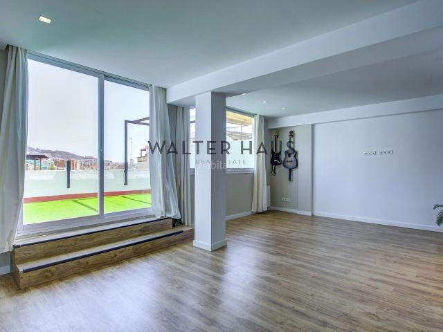 Ático en venta en Barcelona, Sant Gervasi Galvany. Ático reformado en venta con terraza privada en Sarrià Sant Gervasi, Barcelona. Áticos.