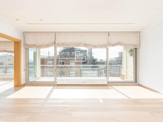 Ático en venta en Barcelona, Sant Gervasi Galvany. Espectacular ático en venta en Turó Park. Áticos.