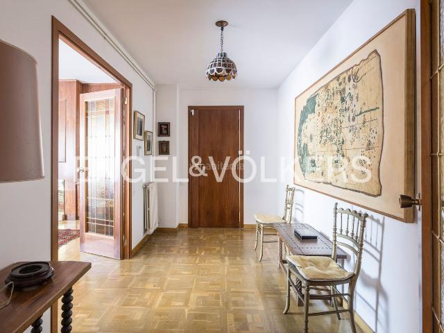 Ático en venta en Barcelona, Sant Gervasi Galvany. Fabuloso ático dúplex con 4 terrazas en Galvany. Áticos.