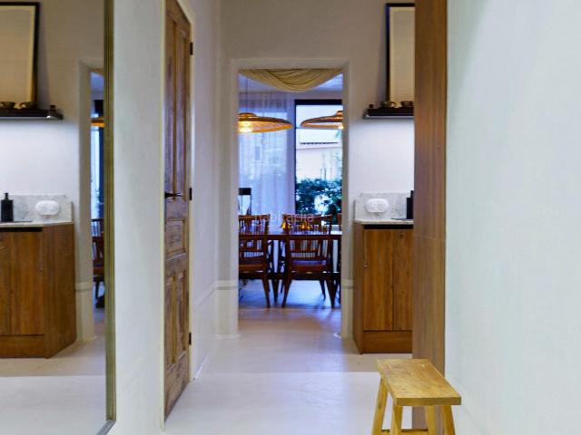 Ático en venta en Barcelona, Sants. Precioso piso nuevo reformado en casita. Áticos.