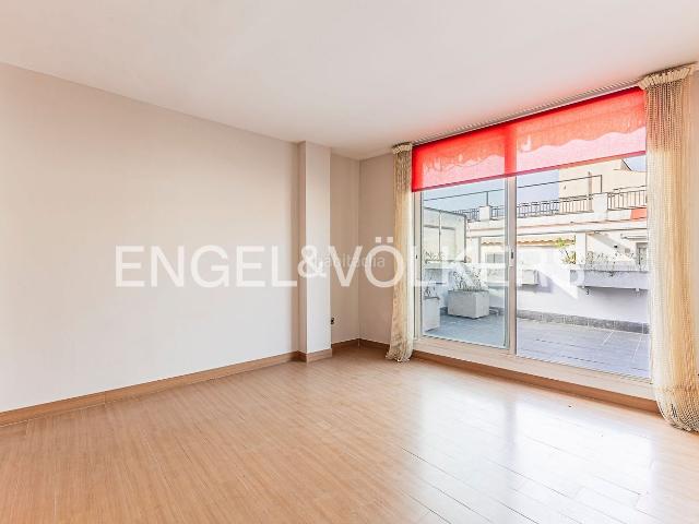 Ático en venta en Barcelona, Sarrià. Acogedor ático reformado en el casco antiguo de Sarrià. Áticos.