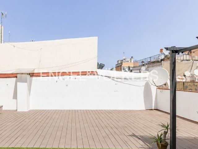 Ático en venta en Barcelona, Raval. Ático con Terraza Privativa junto al Mercado de Sant Antoni. Áticos.