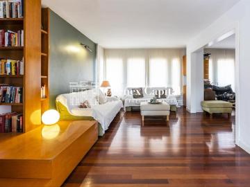 Ático en venta en Barcelona, Tres Torres. Áticos.