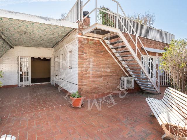 Ático en venta en Barcelona, Tres Torres. ESPECTACULAR ÁTICO DUPLEX CON GRAN POTENCIAL EN TRES TORRES. Áticos.