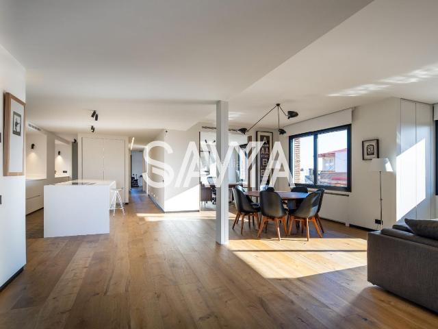 Ático en venta en Barcelona, Tres Torres. Exclusivo ático dúplex en Tres Torres lujo, privacidad y confort. Áticos.