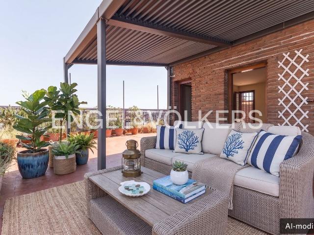 Ático en venta en Barcelona, Tres Torres. Magnífico ático dúplex con gran terraza y piscina privada en Les Tres Torres. Áticos.