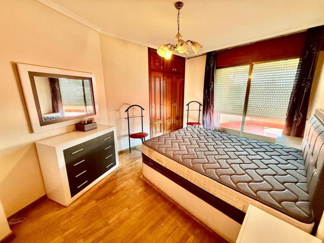 Ático en venta en Bañeza La. ATICO PLAZA TIERRAS BAÑEZANAS. Áticos Bañeza.