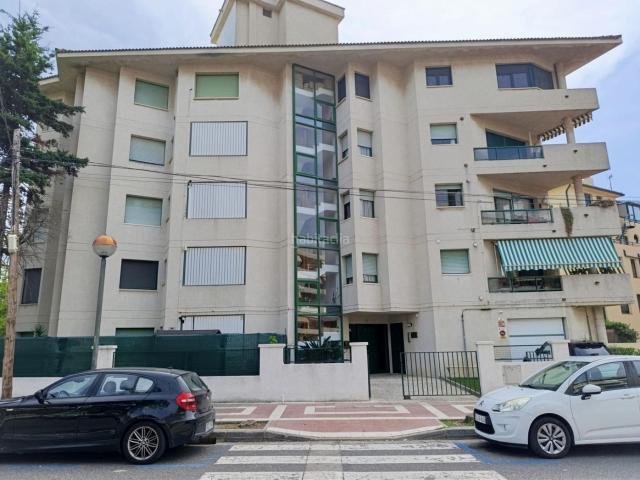 Ático en venta en Cambrils, Port Horta de Santa Maria Costa Dorada. Ático con licencia turística grande en el corazón del Puerto de Cambrils. Áticos.