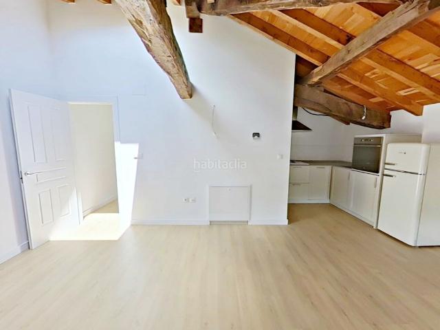 Ático en venta en Campoo de Enmedio. # ÁTICO A · 83,84 m² construidos · Orientación sureste · 2 dormitorios. Áticos Campoo de.
